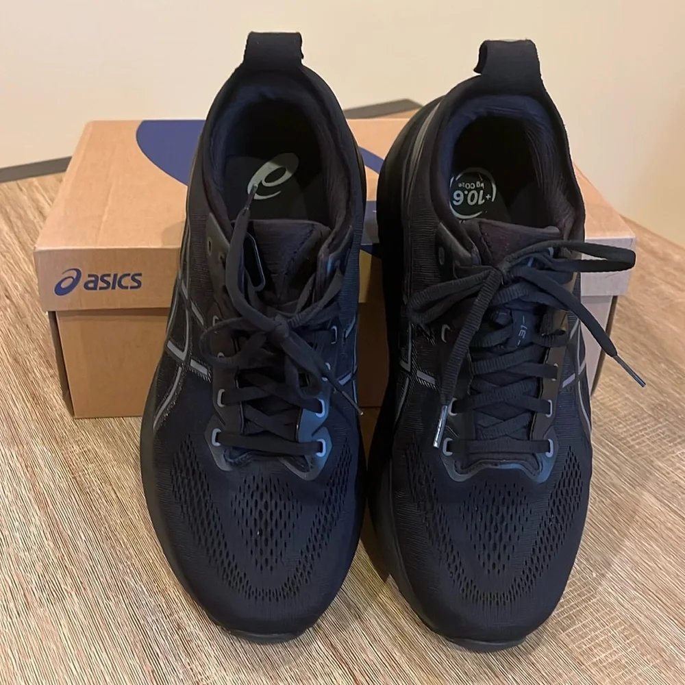 ASICS GEL-KAYANO 31